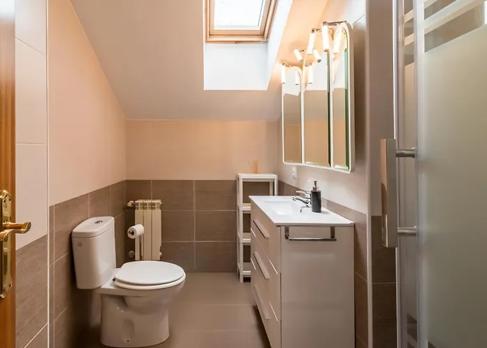 Fabuloso Con Piscina * Vargas